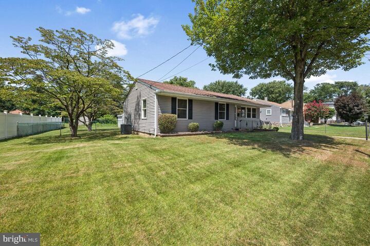Property Photo: 5 Center Street NJ 08057