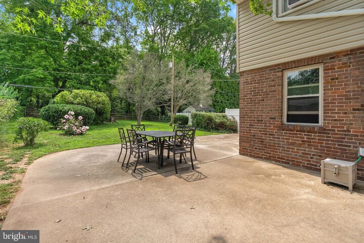 Property Photo: 7032 Woodbine Avenue PA 19151