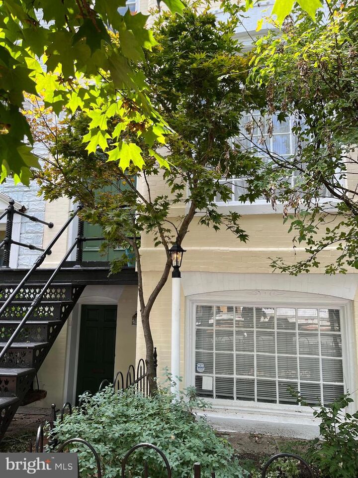 Property Photo: 531 4th Street SE DC 20003