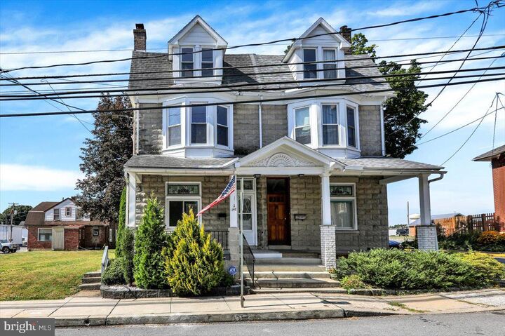 Property Photo:  147 N Whiteoak Street  PA 19530 