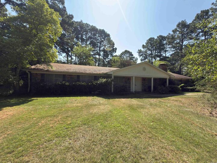 Property Photo:  123 Berg Avenue  AR 71701 