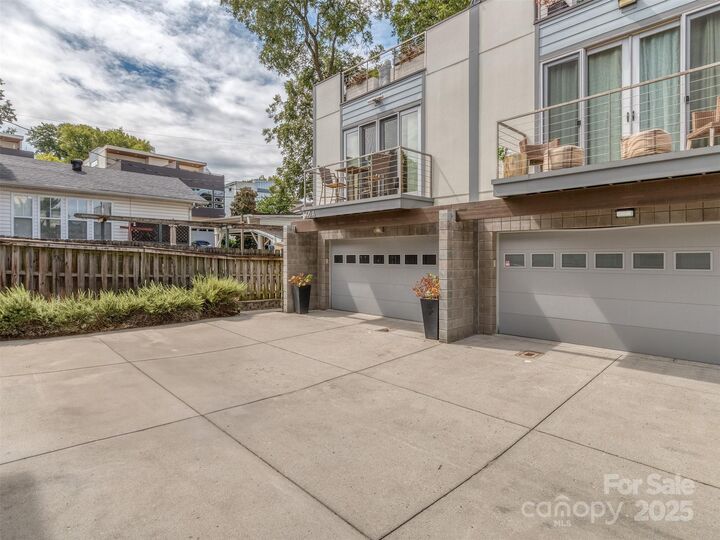 915 Westbrook Drive A  Charlotte NC 28202 photo