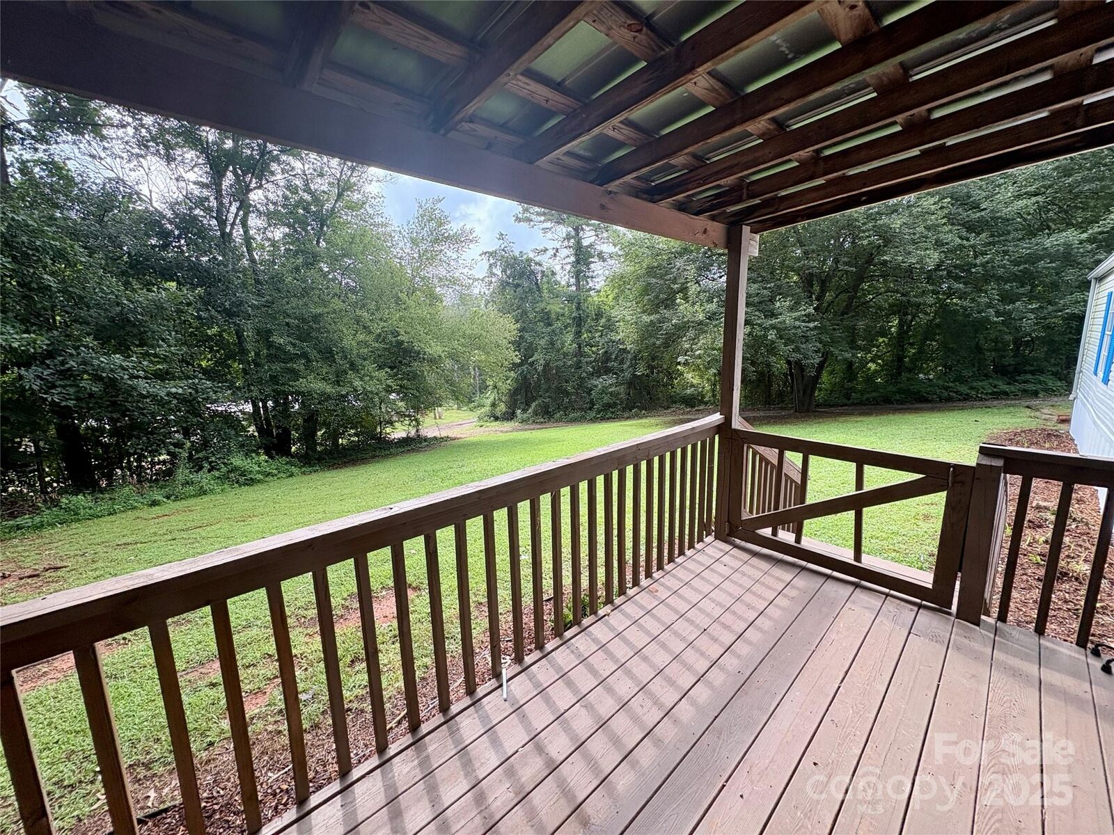 Property Photo: 160 Leota Lane NC 28660