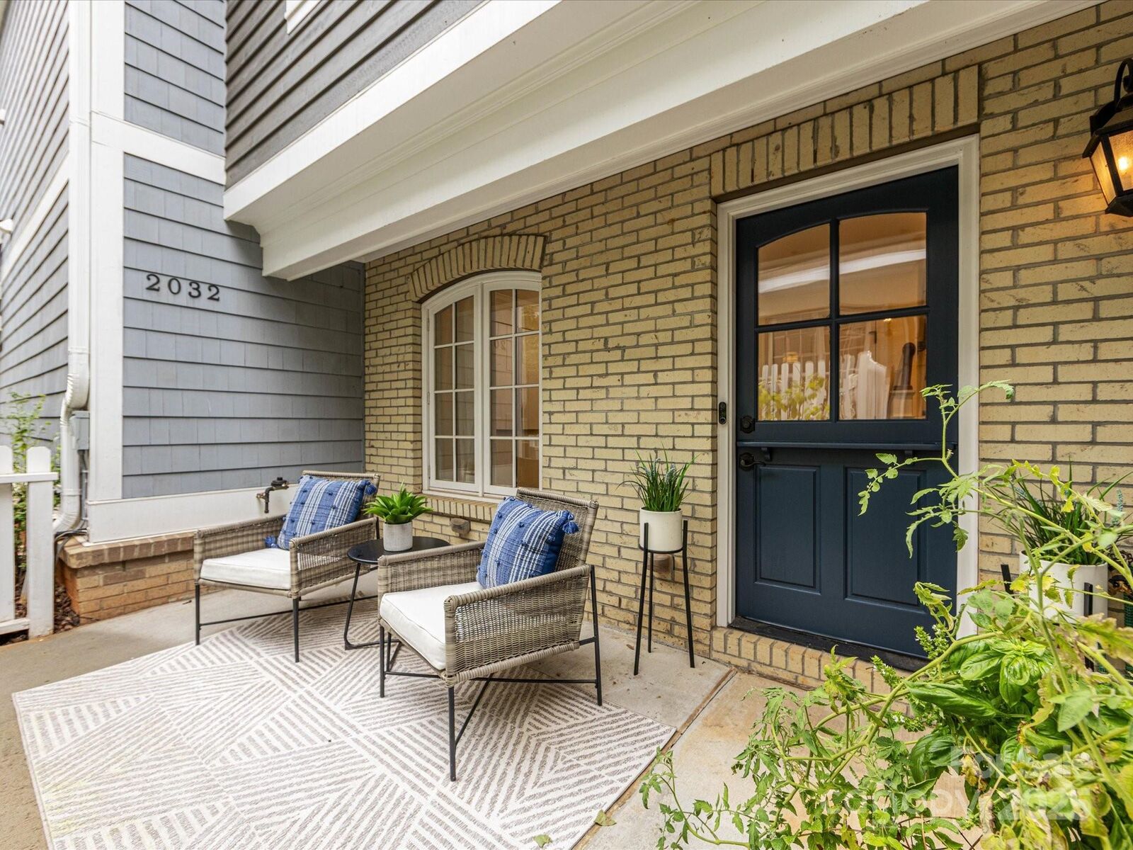 Property Photo:  2032 Euclid Avenue  NC 28203 
