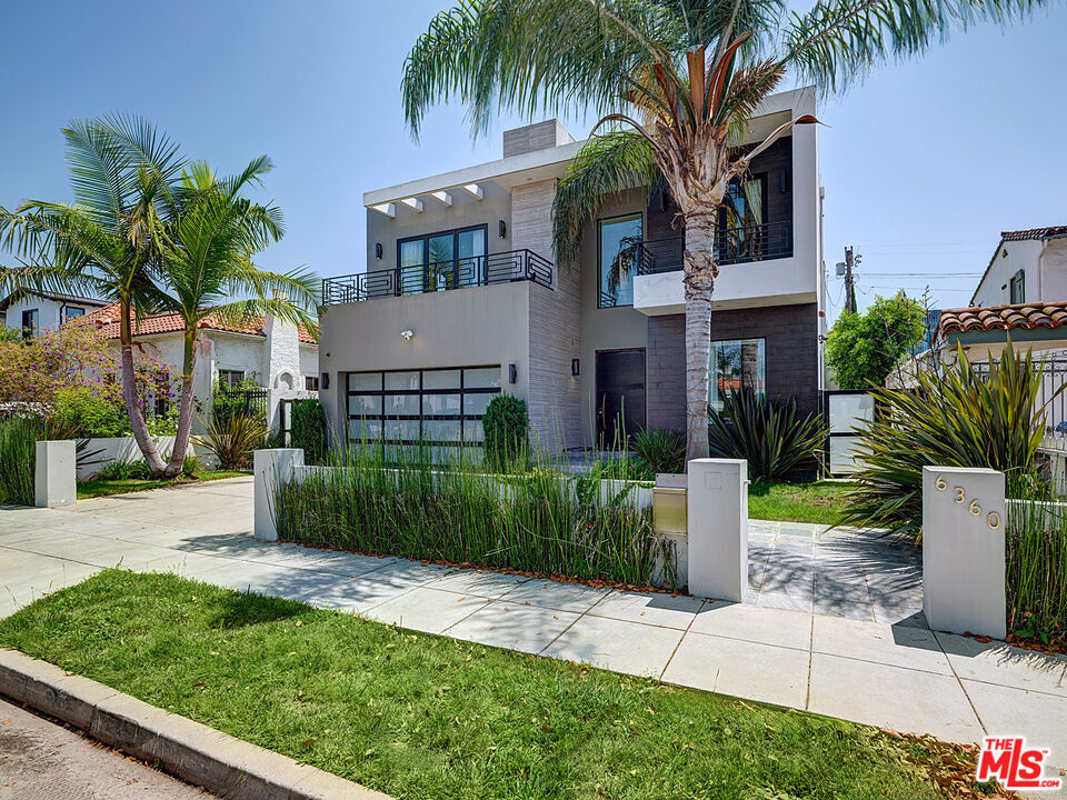 Property Photo:  6360 Maryland Dr  CA 90048 