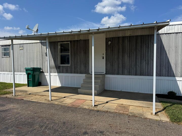 Property Photo:  217 Raspberry Circle  OH 43025 