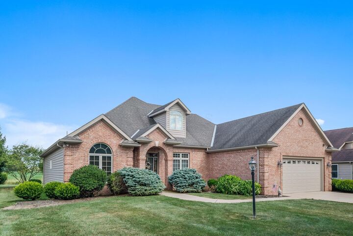 Property Photo: 1378 Chaucer Court OH 43302