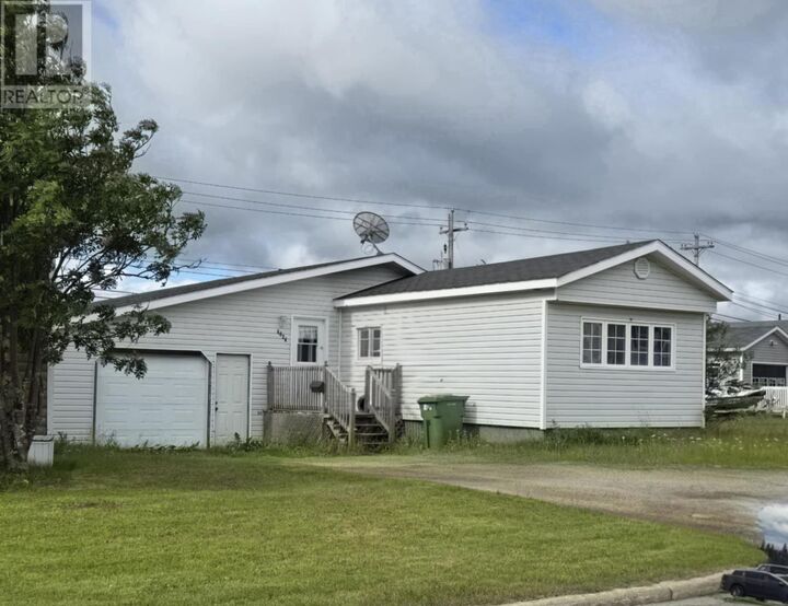 4024 Quartzite Crescent  Labrador City NL A2V 2S6 photo