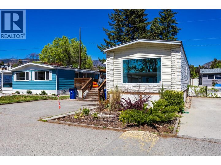 Property Photo:  2095 Boucherie Road 15  BC V4T 1Z4 
