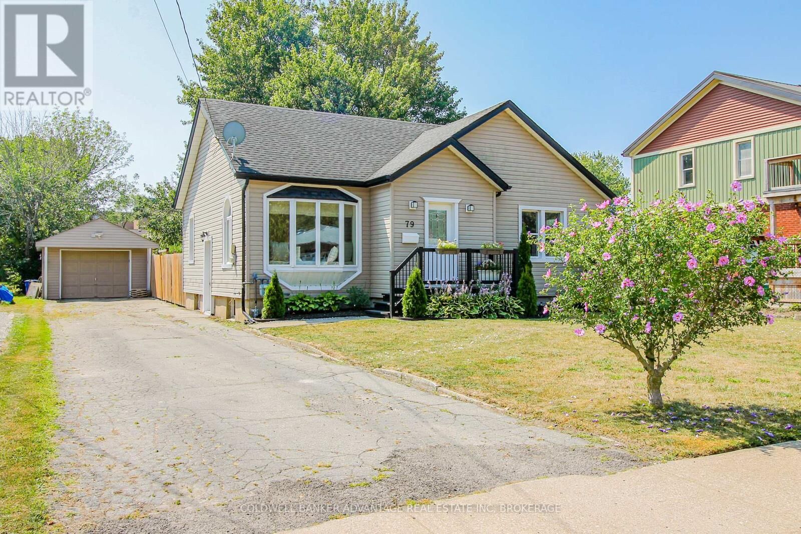 Property Photo:  79 Second Street  ON L3B 4T7 