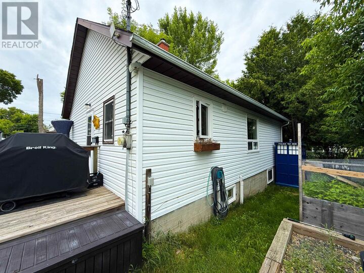 Photo de la propriété: 535 Fourth Street North ON P9N 2N4