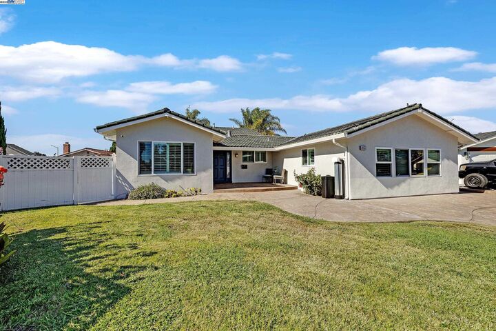 Property Photo:  4955 Swindon Pl  CA 94560 