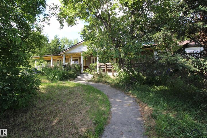 6305 Twp Road 552  Rural Lac Ste. Anne County AB T0E 2A0 photo