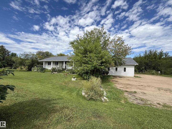 22458 Twp Road 510 145  Rural Strathcona County AB T8C 1H1 photo