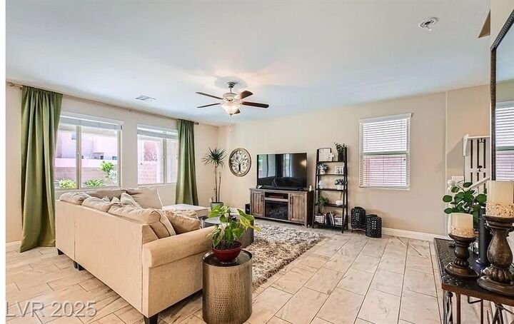 Property Photo: 7424 Rainford Street NV 89148