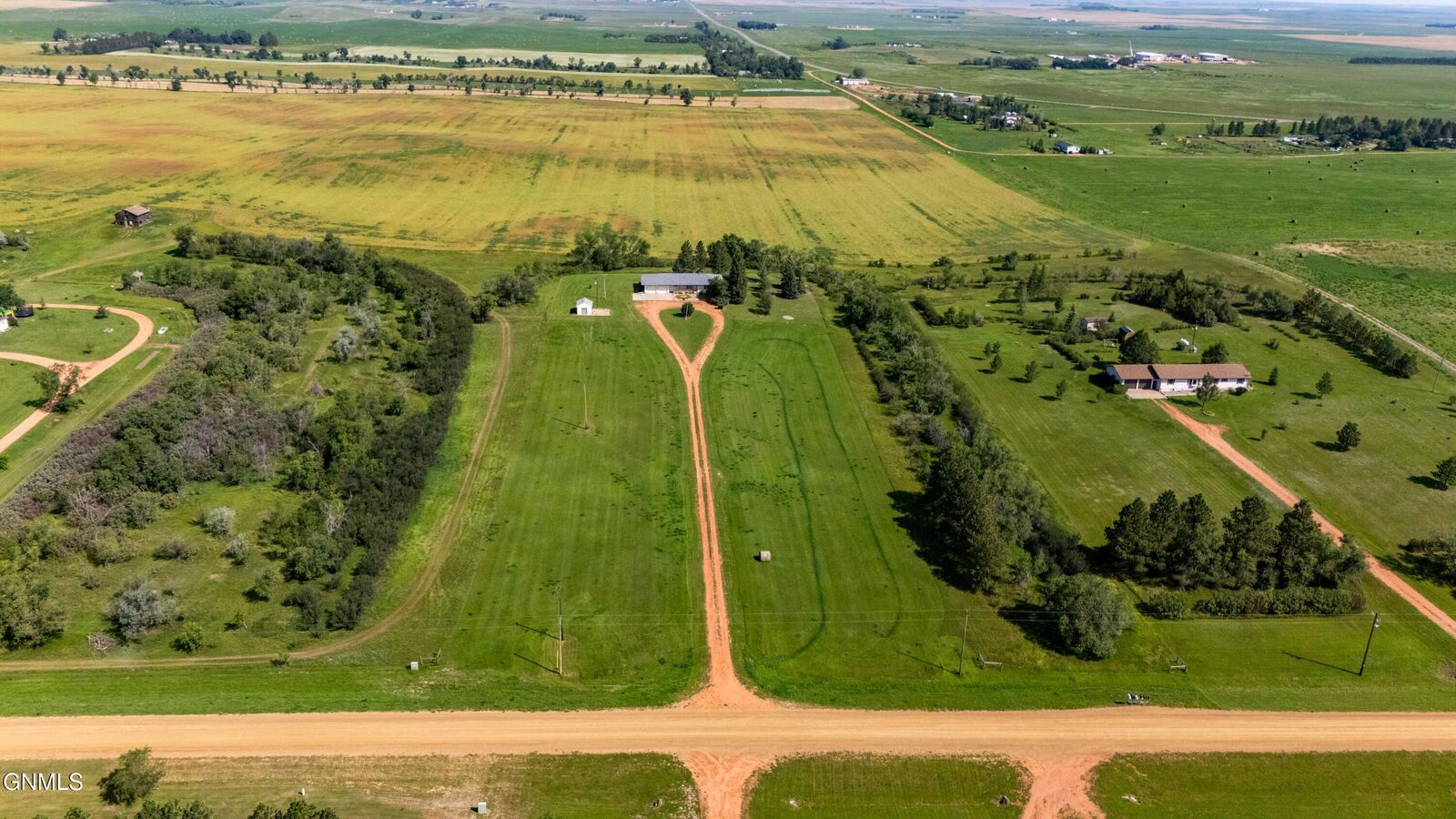 Property Photo: 12811 30th Street SW ND 58622