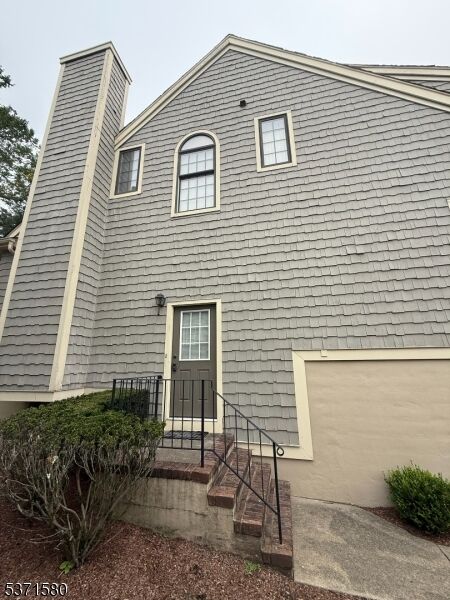 Property Photo: 6 Dowitcher Ct NJ 07470