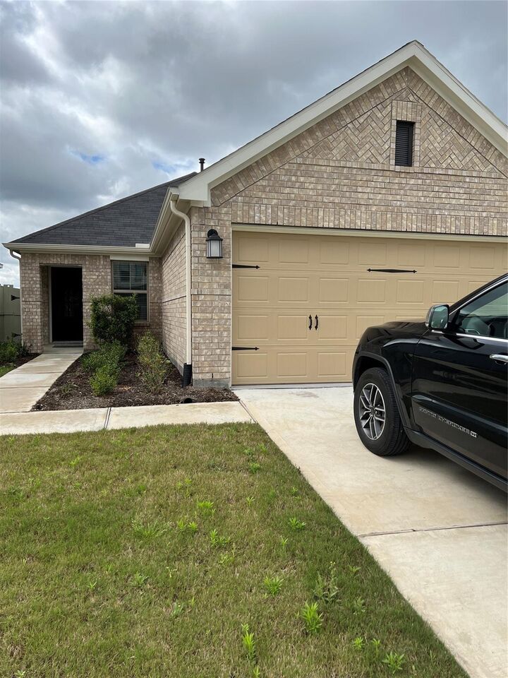 Property Photo: 10542 Preserve Way TX 77385