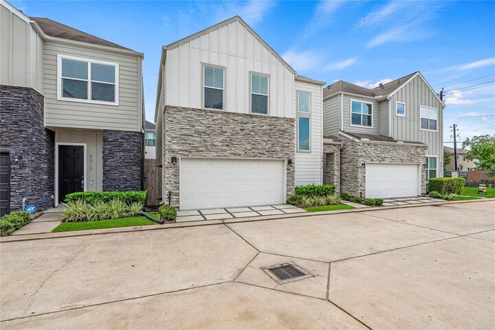 Property Photo: 8819 Hollister Pine Court TX 77080