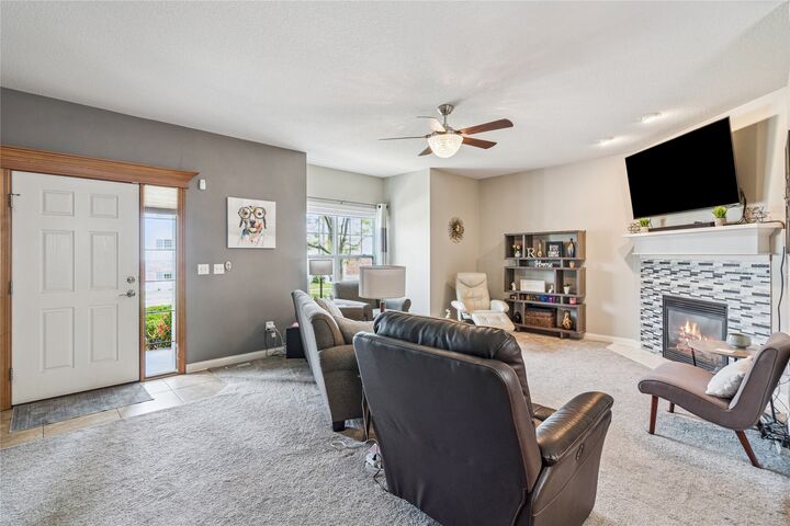 Property Photo:  6374 Beechtree Drive  IA 50266 