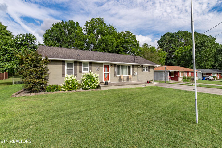 Property Photo: 213 Willowbrook Drive TN 37763