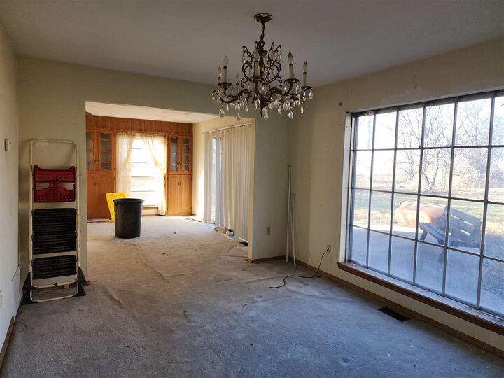 Property Photo: 11704 E Gore Blvd OK 73501-3246