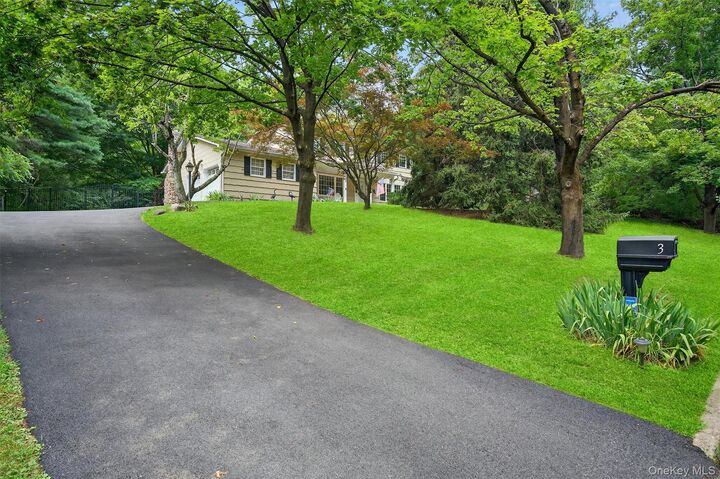 Property Photo:  3 Karsten Drive  NY 10901 