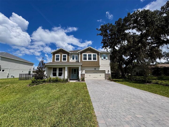Property Photo: 124 Lake Drive FL 32765