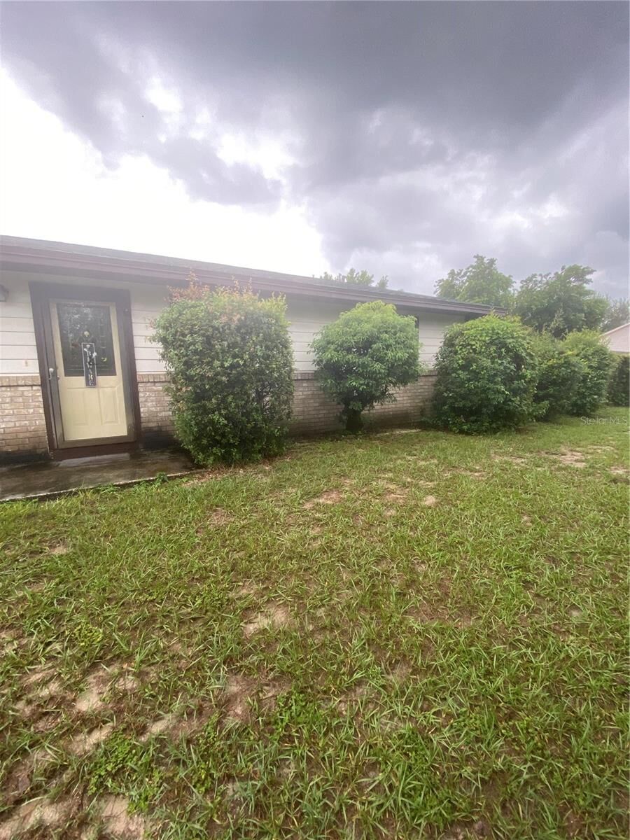 Property Photo:  10834 Moore Street  FL 34788 