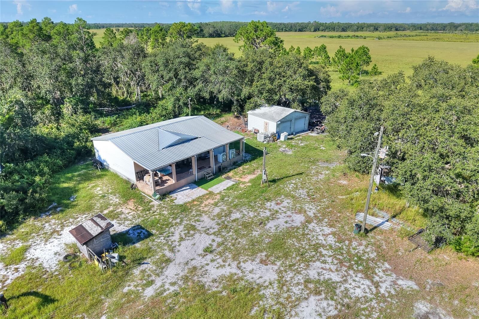 Property Photo:  730 McClellan Road  FL 33843 