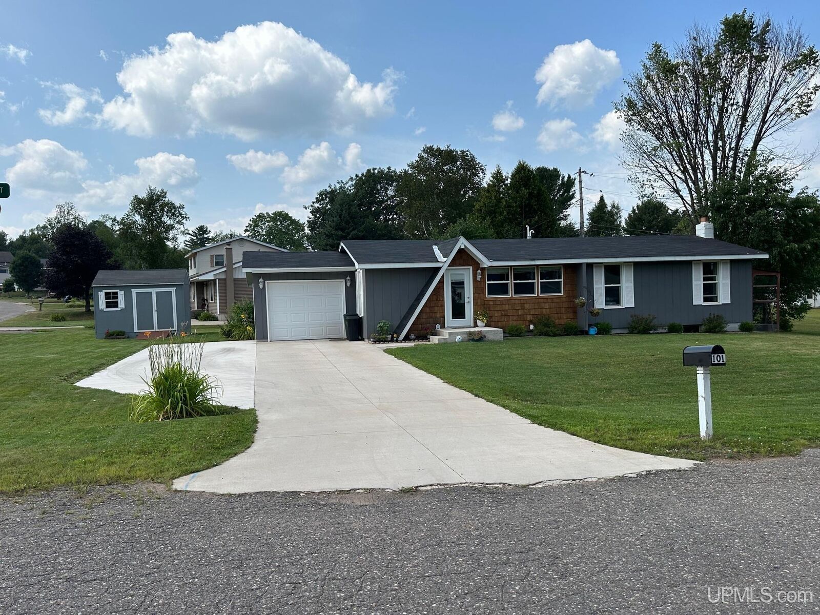 Property Photo:  101 Sioux Court  MI 49866-1046 