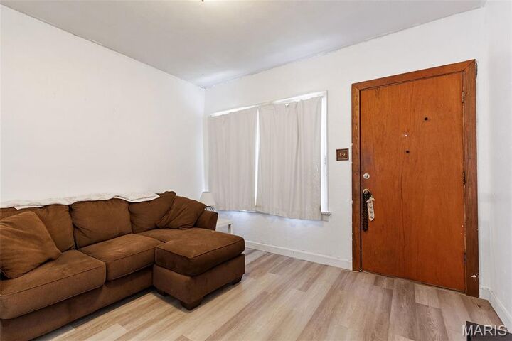 Property Photo: 8822 Olden Avenue MO 63114