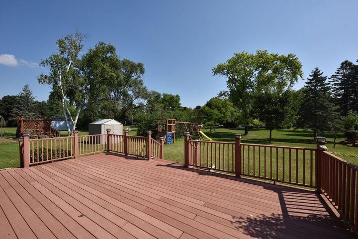 Property Photo: W223n2314 Meadowood Ln WI 53186