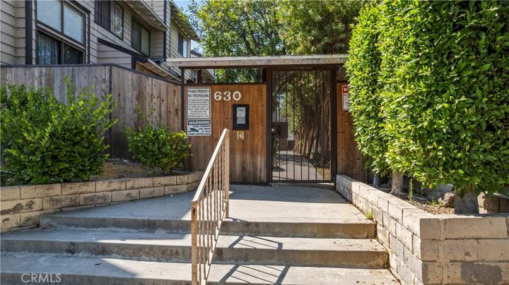 630 W Queen Street 10  Inglewood CA 90301 photo