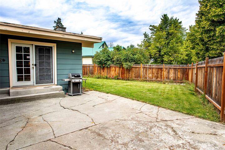 Property Photo: 710 Riverside Avenue MT 59937