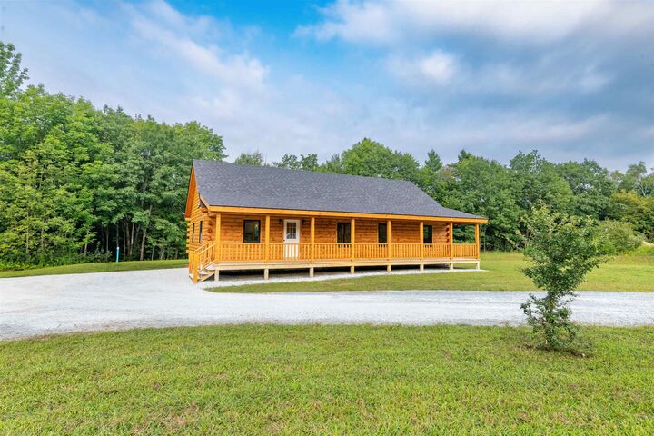 Property Photo:  111 Fieldstone Drive  NH 03774 