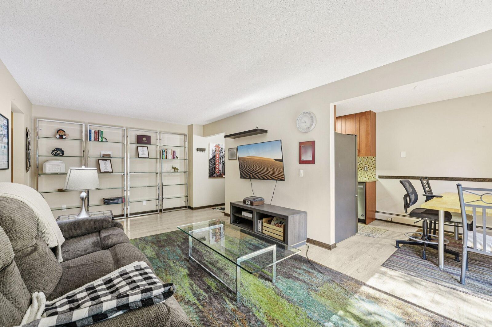 Property Photo:  930 Westbrooke Way 4  MN 55343 