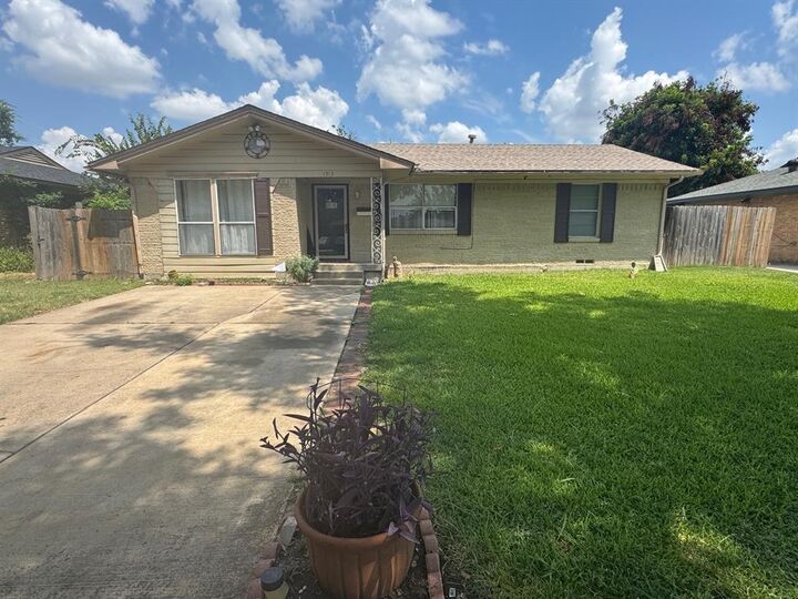 Property Photo:  1313 Caldwell Drive  TX 75041 