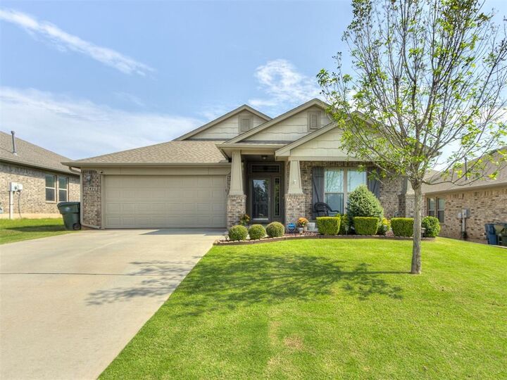 Photo de la propriété:  12496 Lakota Drive  OK 73020 