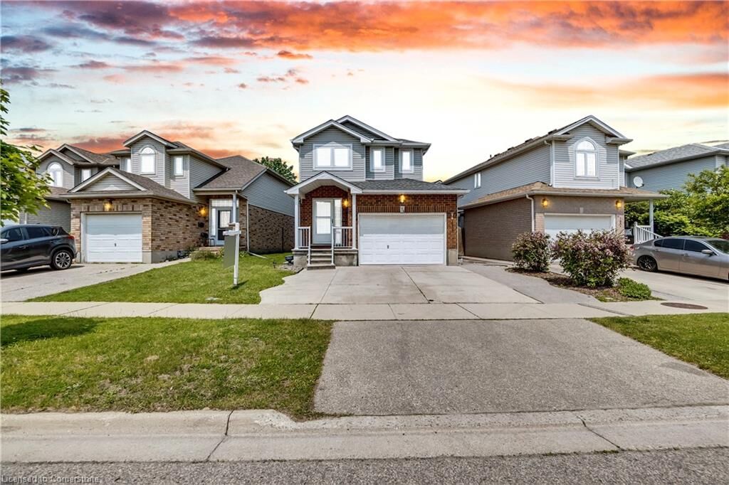 Property Photo: 174 Wilderness Drive ON N2E 3R7
