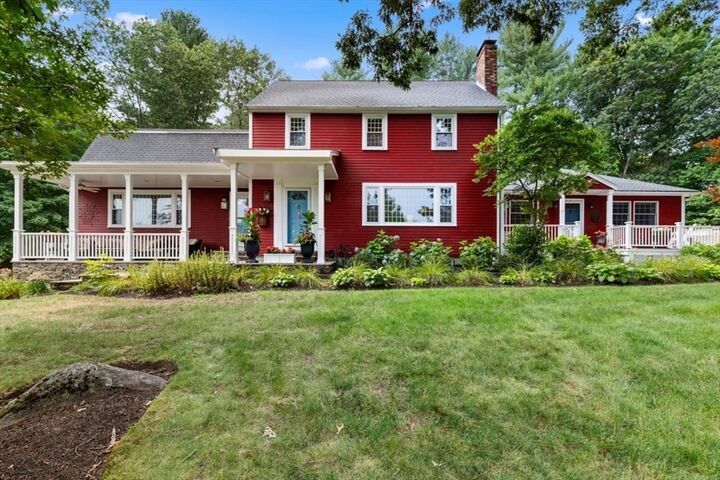Property Photo:  2 Willis Ln  MA 01940 