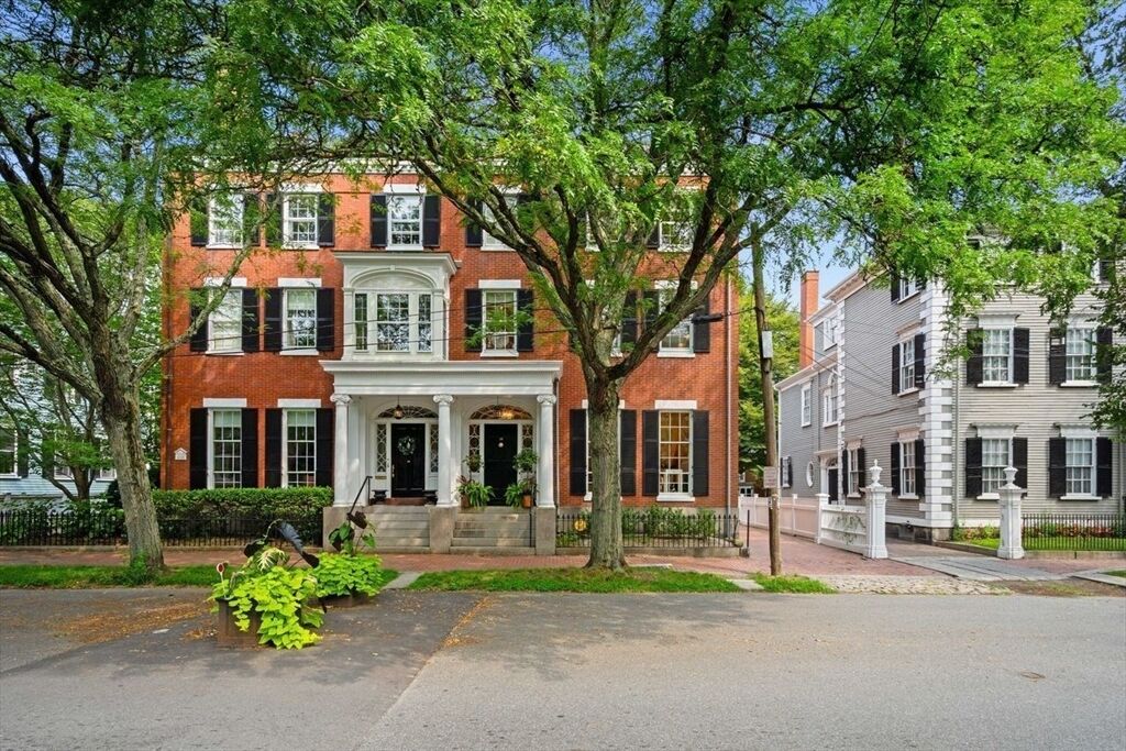 Property Photo:  38 Chestnut Street  MA 01970 