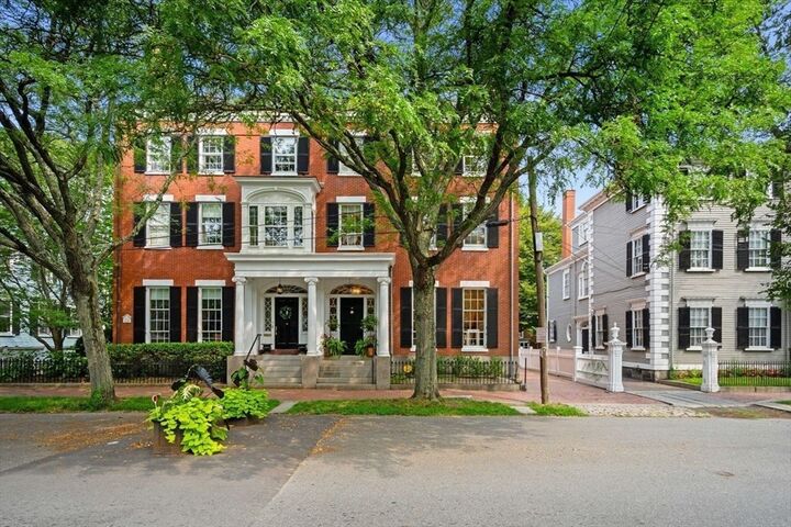 38 Chestnut Street  Salem MA 01970 photo
