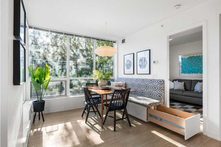 Property Photo:  128 2 Street SW 102  AB T2P 0S7 