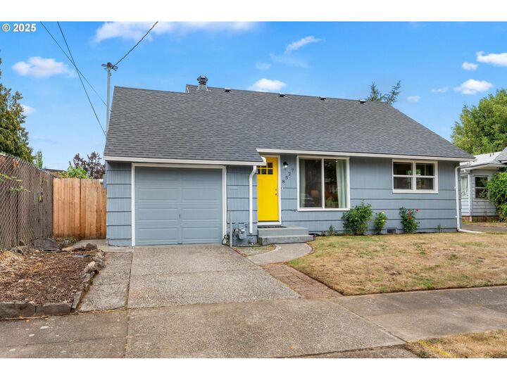 Property Photo:  8527 N Tyler Ave  OR 97203 