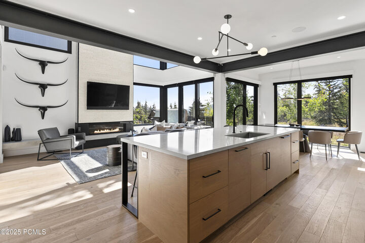 Property Photo: 3576 Ridgeline Drive UT 84098