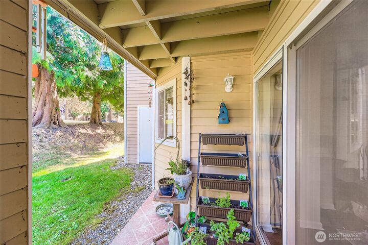 Property Photo:  5300  Harbour Pointe Boulevard 305J  WA 98275 