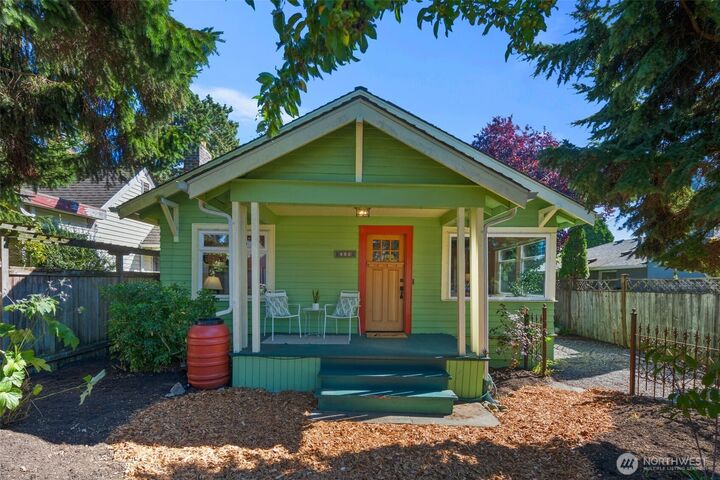 335 N 103rd Street  Seattle WA 98133 photo