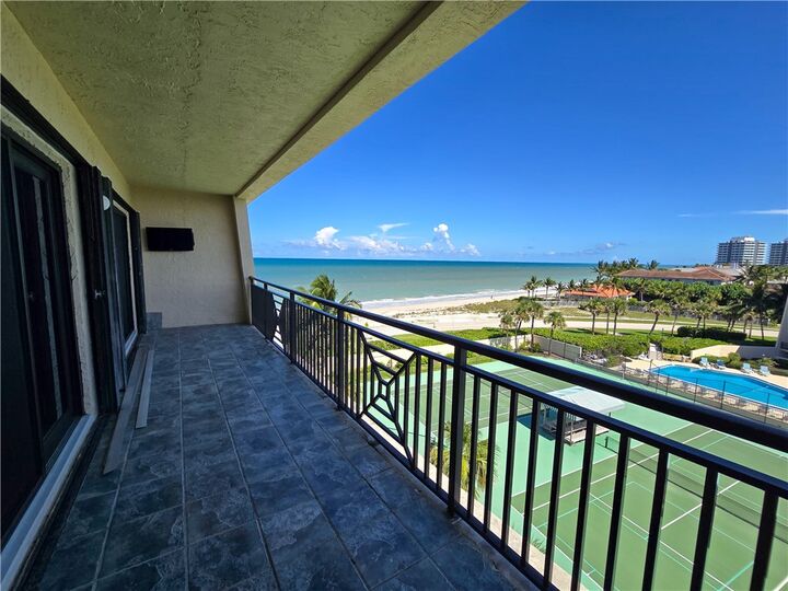 Property Photo: 3939 Ocean Drive 604B FL 32963
