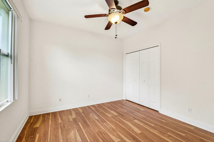Property Photo:  1257 Scarlet Oak Circle  FL 32966 